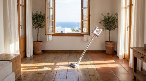 Καθαρίζει, σφουγγαρίζει και στεγνώνει με μία κίνηση: 3 ηλεκτρικές σκούπες κάτω από 170€